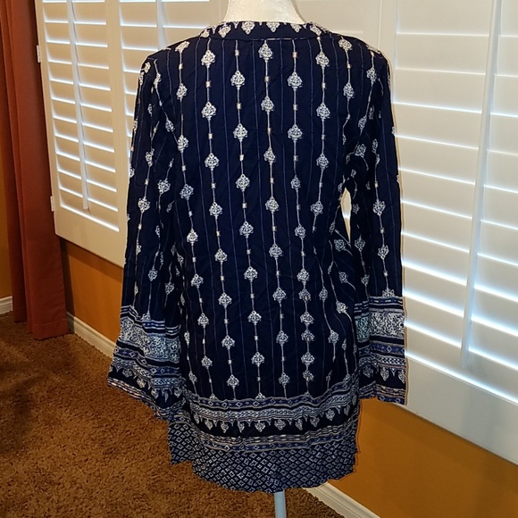 *NWT Boho Top, Size Medium - Picture 3 of 7